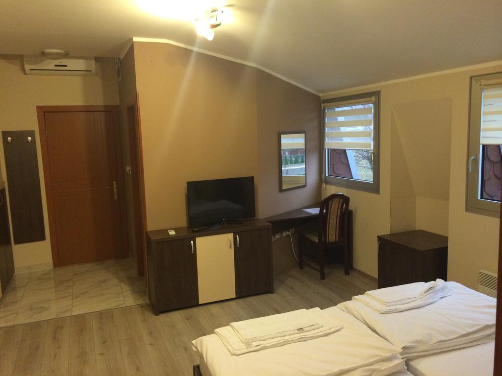 Prenociste Gazela Bed and Breakfast Pirot Rum bild